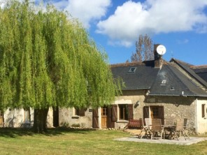 3 Bedroom Gite with Swimming Pool in the Loire Valley, Pays de la Loire, France